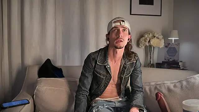 DylanBrook: онлайн-секс-чат