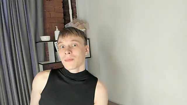 Show modela TwinkWhite na web-kameri