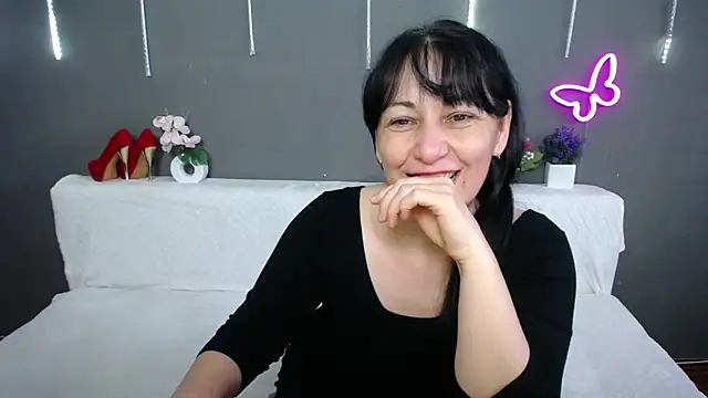 LiluGrants live XXX chat