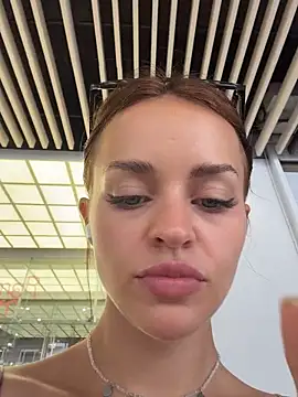 XXX chat uživo modela AngelinaTeller