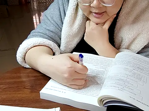 AngelwithEcup 现场XXX聊天