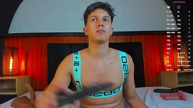 Leo_Savage_ Pertunjukan Webcam