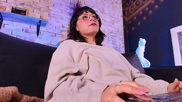 XXX chat uživo modela kitty_malach