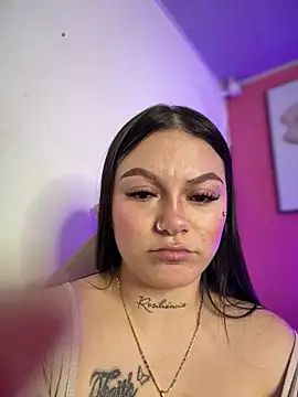 Chat XXX ao vivo de Megaan__More