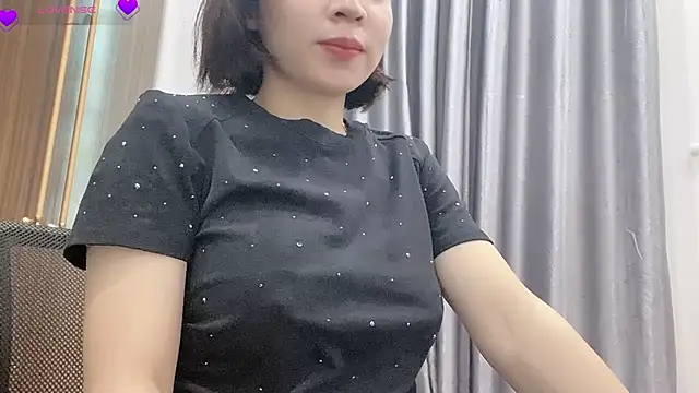 XXX chat uživo modela Ryo-Jisoo