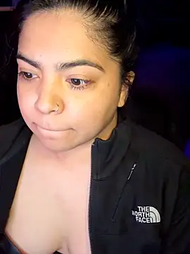 kimmiakiss22's Live XXX Chat