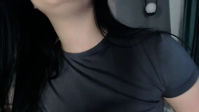 ScarlettJakobs' Live XXX Chat