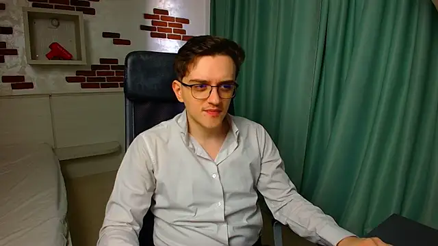 FelixStarkk 网络视讯表演