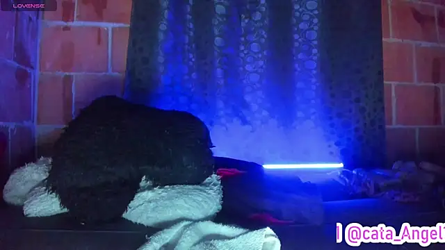 Cata-angel: онлайн-секс-чат