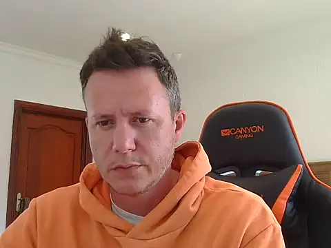 TroyDieselXXXn Webbikameraesitys