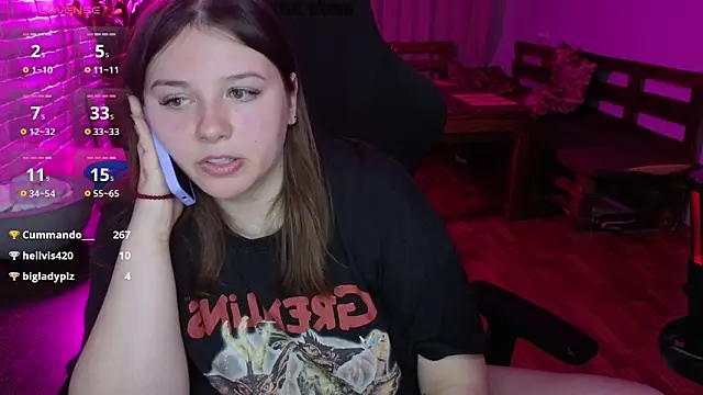 XNirvanaX Show in webcam