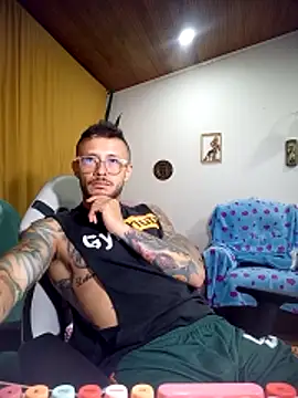 Show modela sebastian_horny na web-kameri