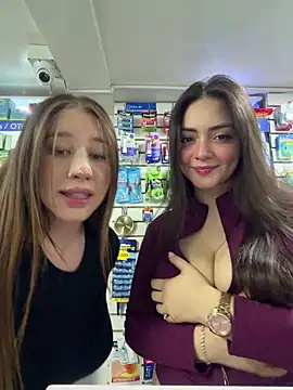 roouse Chat XXX live