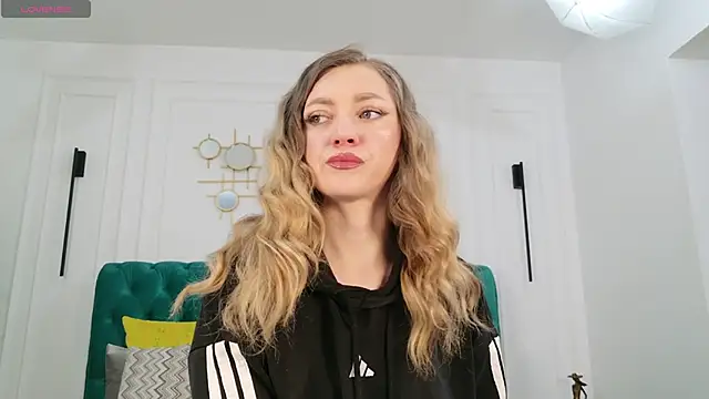 Sembang XXX Secara Langsung IrisLayne