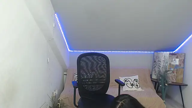 Онлайн чат XXX BrendaSkye