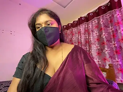 Show de LouleyRanii_Telugu na webcam