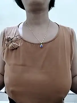 XXX chat uživo modela love_sexy090