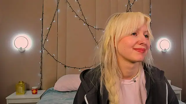 AdeleSilvy – Naživo XXX chat