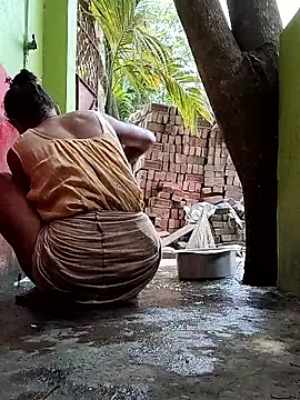 Pokazy przed kamerką – Sweet-runi