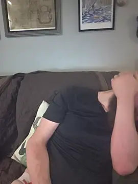 Icebearsticlese: онлайн-секс-чат