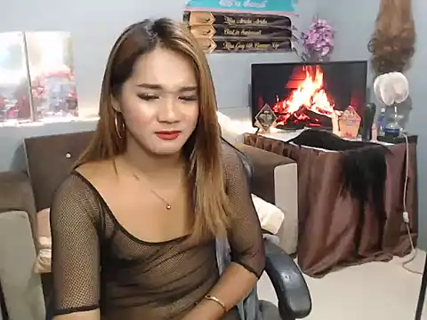 Pokazy przed kamerką – fuckercumm