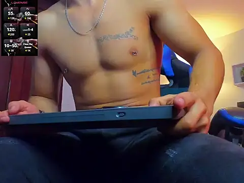 David_Alpha élő XXX-chatje