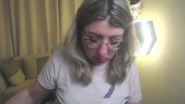 KKMimiKK – Live XXX-chat