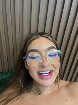 jenn_fit: вебкам-шоу