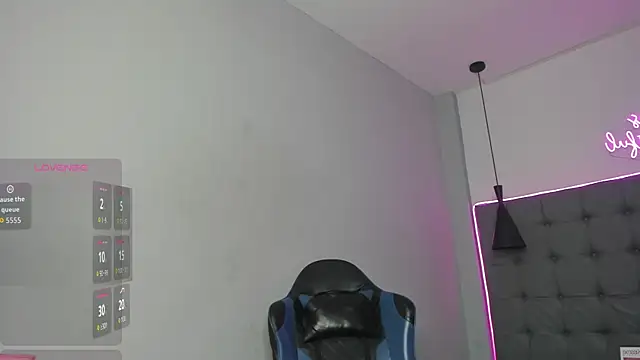 scarletcherry18 Webcamshow