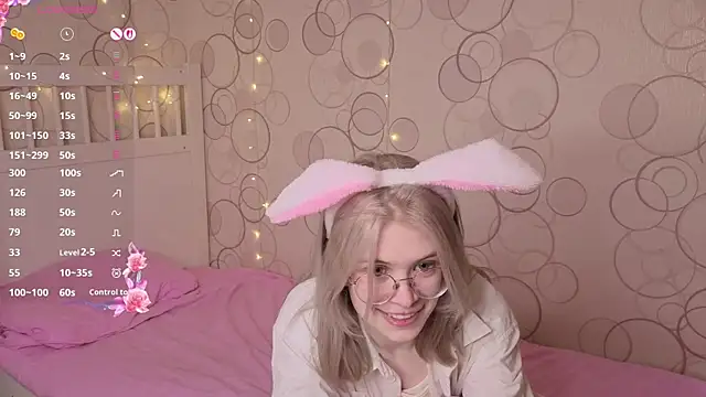 Chat +18 de CarleySuski ao vivo