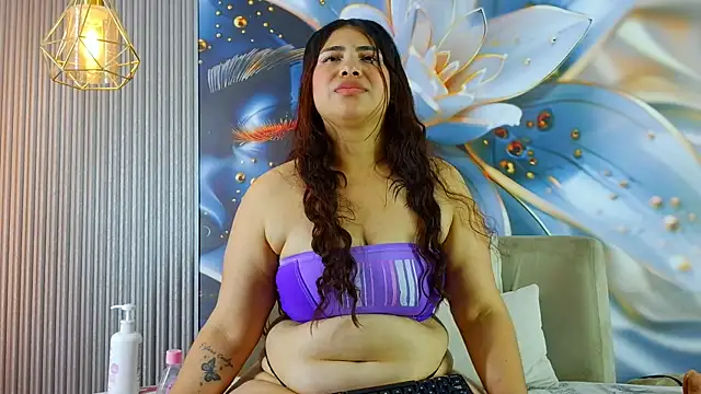 rouxinferno_cr's Live XXX Chat