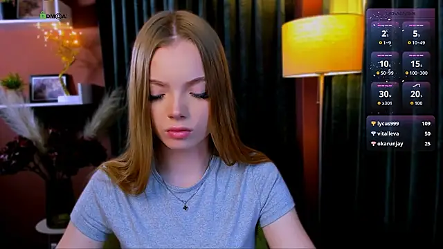 Chat +18 de maddy_moah ao vivo