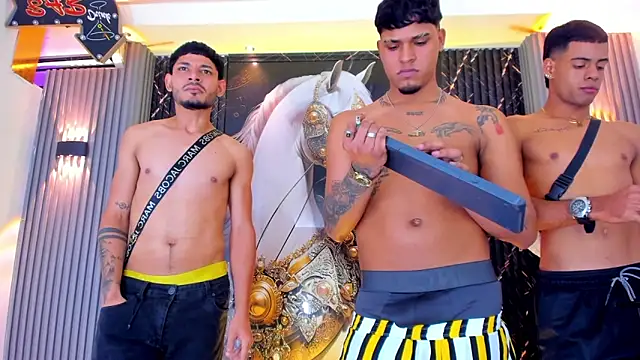 the_knights_of_the_night_n Webbikameraesitys