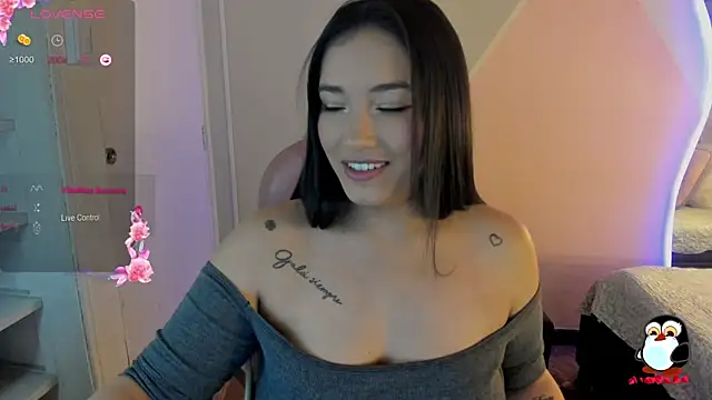 Chat +18 de cristal__hot_1 ao vivo