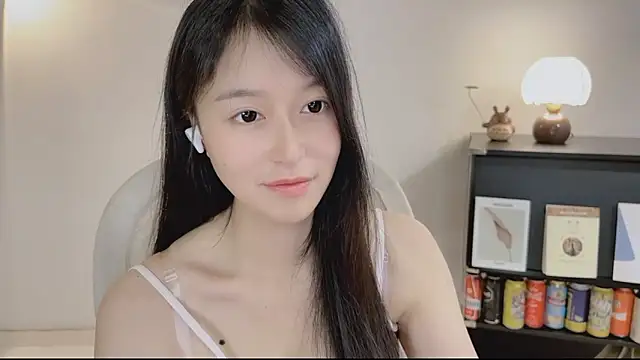 Chat +18 de Onechestnut ao vivo