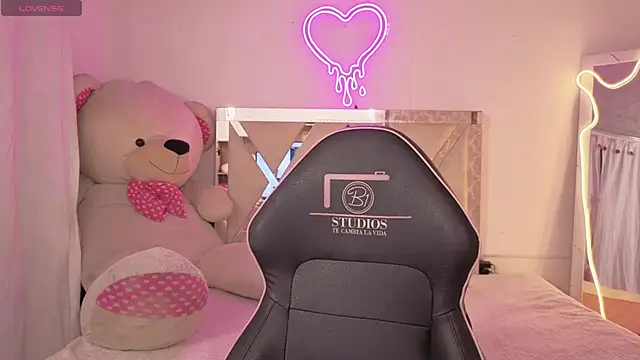 Chat XXX en directo de SABRIINA_TAY