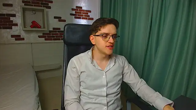 FelixStarkk 网络视讯表演