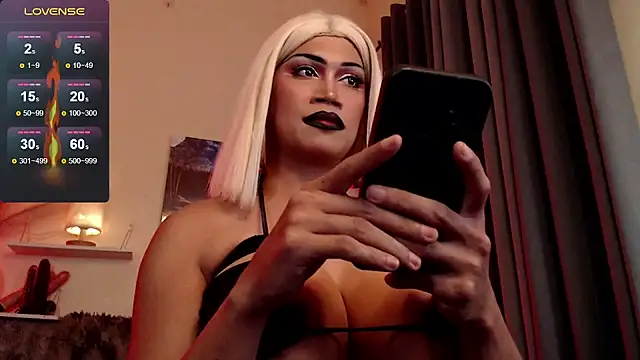 deliciousClaire Adlı Modelin Canlı XXX Sohbeti