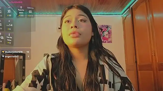 BadKittyy 现场XXX聊天