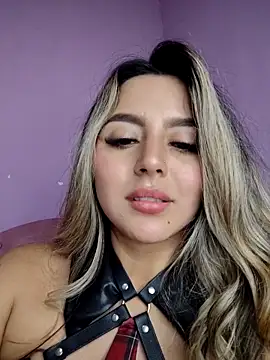 CelesteBlaze_: онлайн-секс-чат