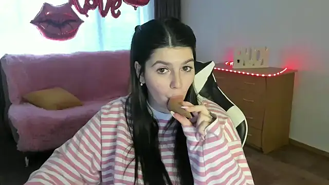 KisaModel 现场XXX聊天