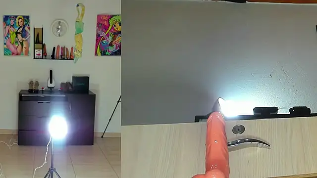 maia_funny's Live XXX Chat