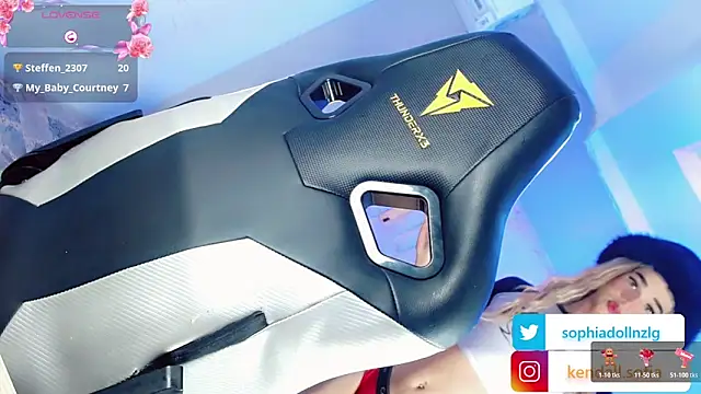 Chat XXX ao vivo de Sophiaa_doll_