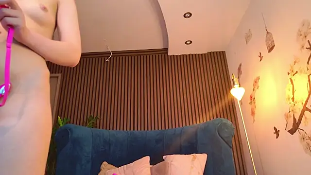 TinyBlair – Naživo XXX chat