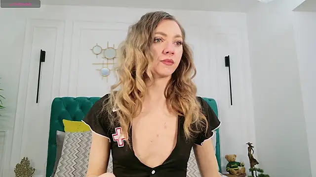 IrisLayne – Naživo XXX chat