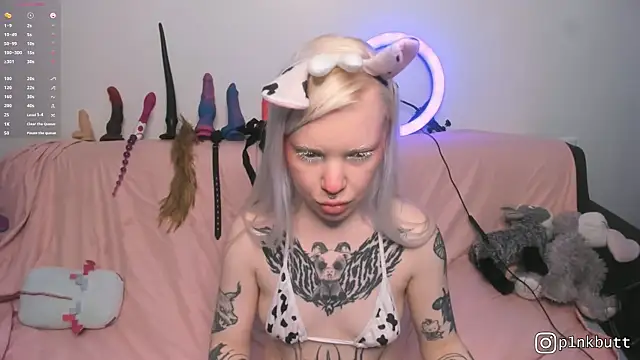 HelenGoatのライブXXXチャット