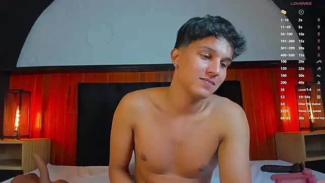 Pokazy przed kamerką – Leo_Savage_