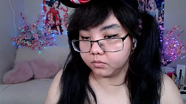 Moertomlly's Webcam Show