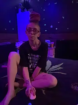 Stonermama666420 在線直播表演