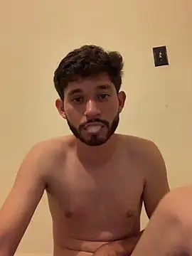 عرض كام pitudo1313wuero